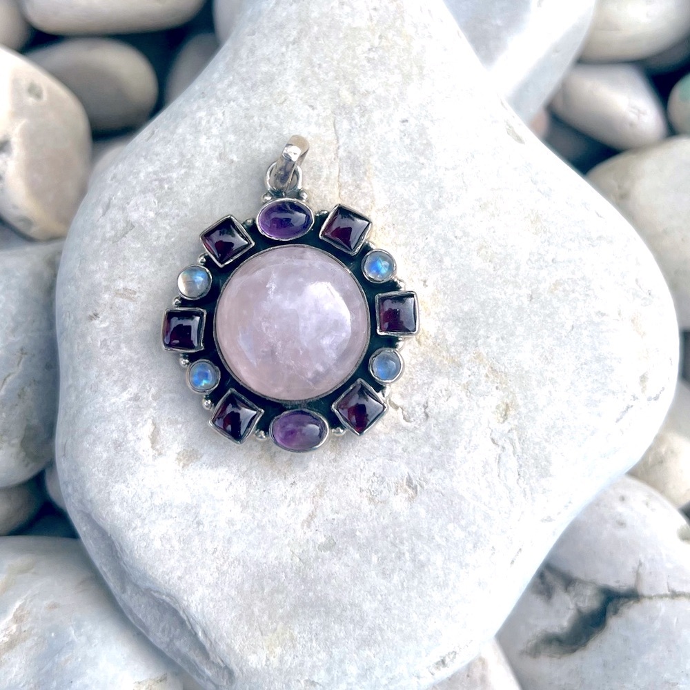 Gorgeous Rose Quartz, Amethyst, Garnet and Moonstone Pendant in 925 Sterling 😍 - Picture 2 of 3